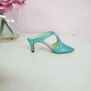 Just the Right Shoe by Raine